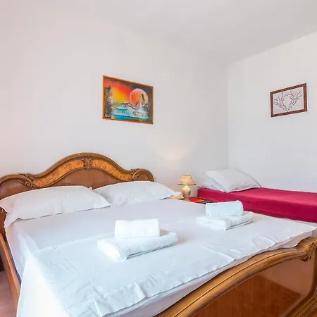 Apartment Cheap Tanja