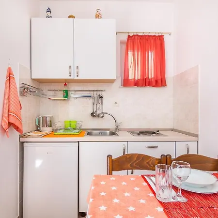Apartment Cheap Tanja Trogir