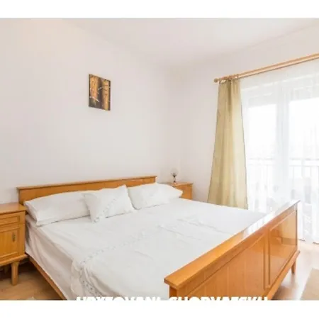 Cheap Tanja Apartment Trogir